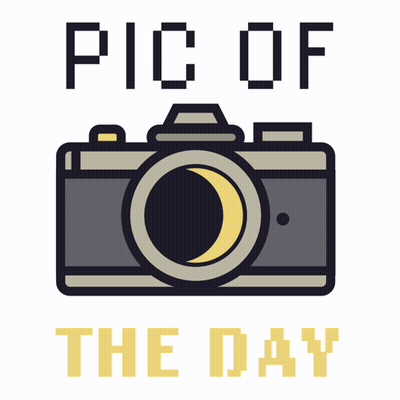 A Picture Of A Camera And The Words Pic Of The Day Below It GIF