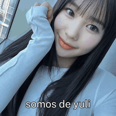 A Picture Of A Girl With The Words Somos De Yuli On The Bottom GIF