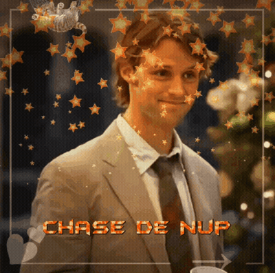 A Picture Of A Man In A Suit And Tie With The Words Chase De Nup GIF