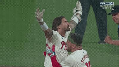 A Player With The Number 10 On His Jersey GIF