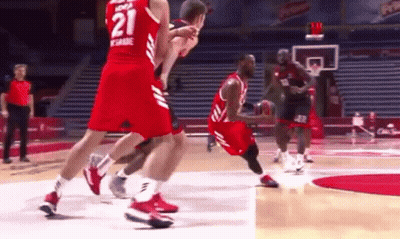 A Player With The Number 21 On Their Jersey GIF