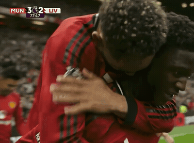 A Soccer Game Is Being Played And The Score Is 3 2 Liv GIF