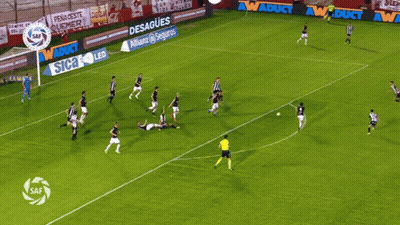 A Soccer Player In A Green Shirt With The Word La Nueva On The Bottom Right GIF