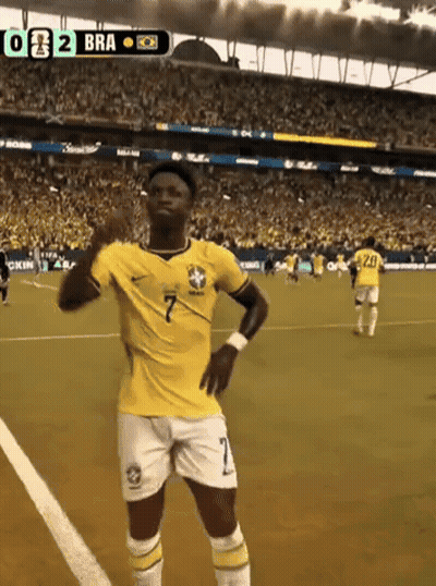 A Soccer Player In A Yellow Shirt With The Number 7 On It GIF
