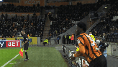 A Soccer Player Wearing A Jersey With The Number 9 On It GIF