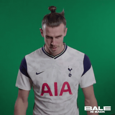 A Soccer Player Wearing A White Aia Jersey GIF