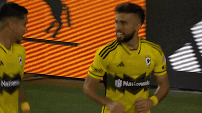 A Soccer Player Wearing A Yellow Jersey That Says Nationals On It GIF