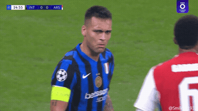 A Soccer Player With The Name Gabriel On His Back GIF