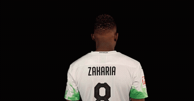 A Soccer Player With The Name Zakaria On His Back GIF