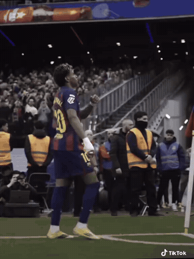 A Soccer Player With The Number 10 On His Back GIF