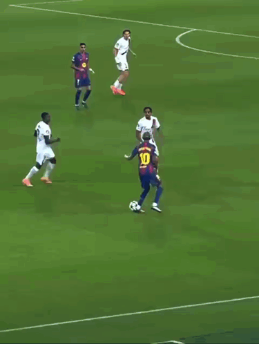 A Soccer Player With The Number 10 On The Back Of His Shirt GIF