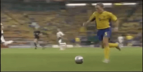 A Soccer Player With The Number 11 On His Jersey GIF