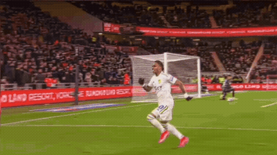 A Soccer Player With The Number 19 On His Shirt GIF