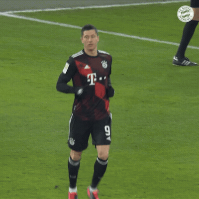 A Soccer Player With The Number 21 On Their Jersey GIF