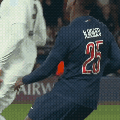 A Soccer Player With The Number 25 On His Back GIF