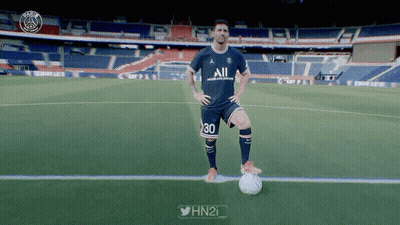 A Soccer Player With The Number 30 On His Shirt GIF