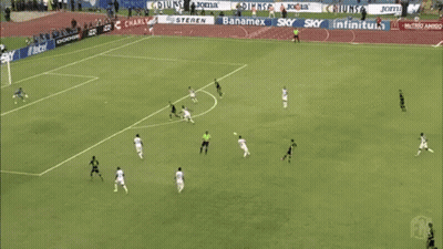A Soccer Player With The Number 33 On His Jersey GIF