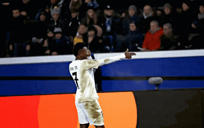 A Soccer Player With The Number 7 On His Back GIF