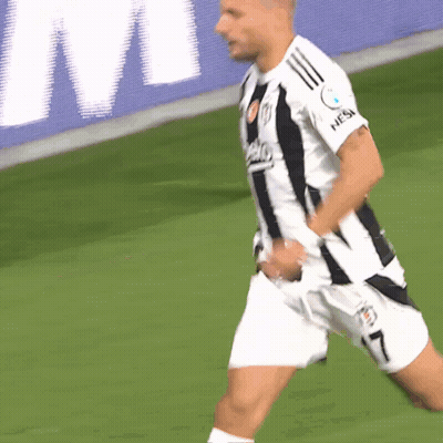A Soccer Player With The Number 7 On The Shorts GIF