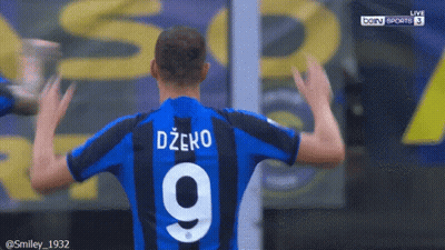 A Soccer Player With The Number 9 On His Shirt GIF