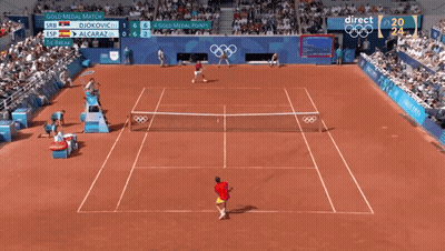 A Tennis Match Is Being Played In Front Of A Crowd And The Score Is 6 To 2 GIF