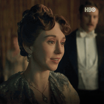 A Woman Says I Don 'T Understand In Front Of A Man GIF