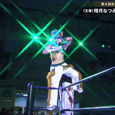 A Wrestler In A Ring With The Number 5 On The Corner GIF