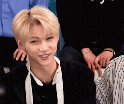 Kpop GIFs