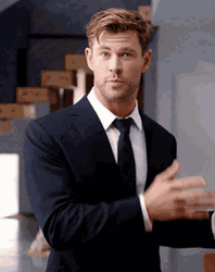 Actor Chris Hemsworth Talking Explaining GIF
