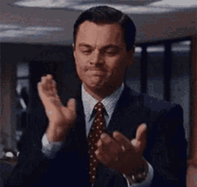 Actor Leonardo DiCaprio Clapping Good Good Reaction GIF