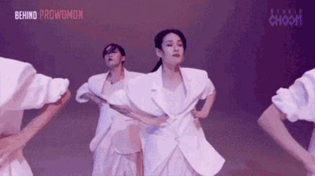 Aejaemz Monikashin GIF