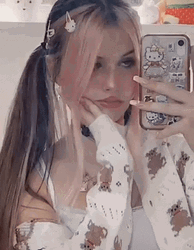 Aesthetic Girl Selfie GIF