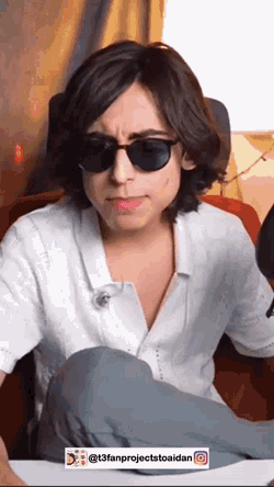 Akshay Kumar Aidan GIF