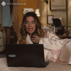 Alexis Rose Yum GIF