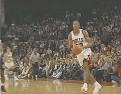 Alley Oop Assist Dunk Scottie Pipen GIF