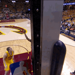 Alley Oop Cleveland Cavaliers Assist Dunk GIF