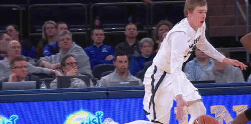 Alley Oop College Basketball Xavier GIF