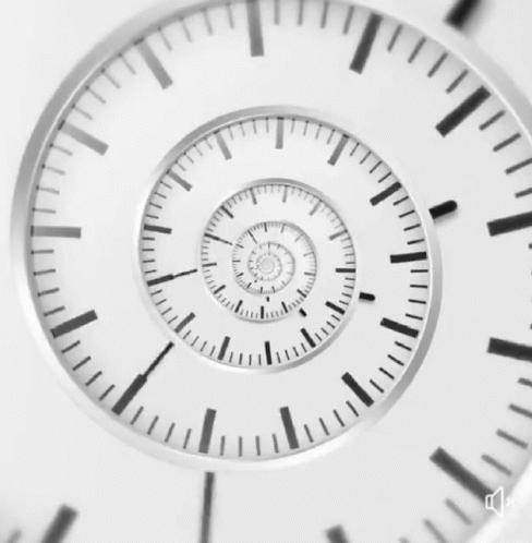 An Optical Illusion Of A Clock That Shows The Time As Almost 5:00 GIF