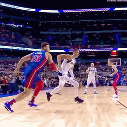 Andre Drummond Vs Giannis Layup GIF