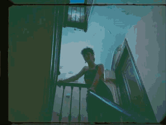Anne Annelukin GIF