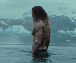 Aquaman Movie Jason Momoa Turn Smile GIF