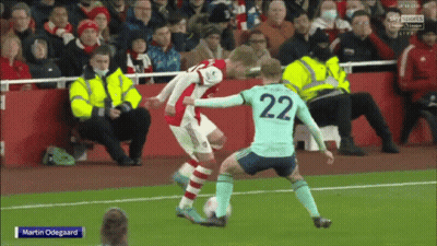 Arsenal Vs Leicester Martin Odegaard GIF