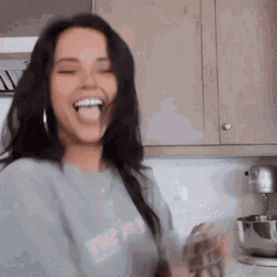 Bailando Lady Dancing In The Kitchen GIF