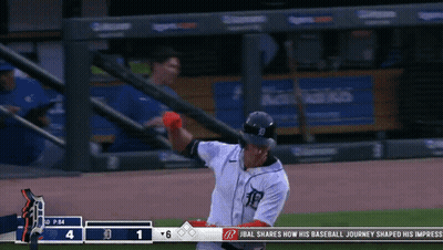 Baseball Game Score 1 To 4 GIF