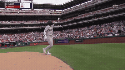 Baseball Game Yankees Vs Cubs GIF