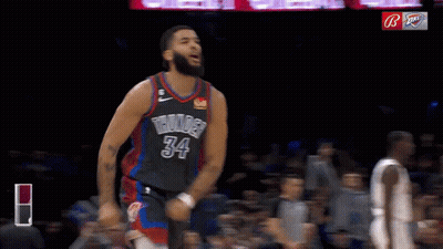 Basketball Game 86-99 GIF