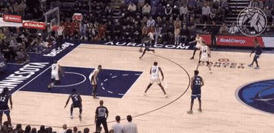 Basketball Game On Aura.com Court GIF