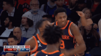 Basketball Game Raptors Knicks GIF