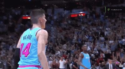 Basketball Player In Jersey Number 14 GIF