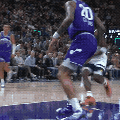 Basketball Player In Purple Jersey Number 40 GIF